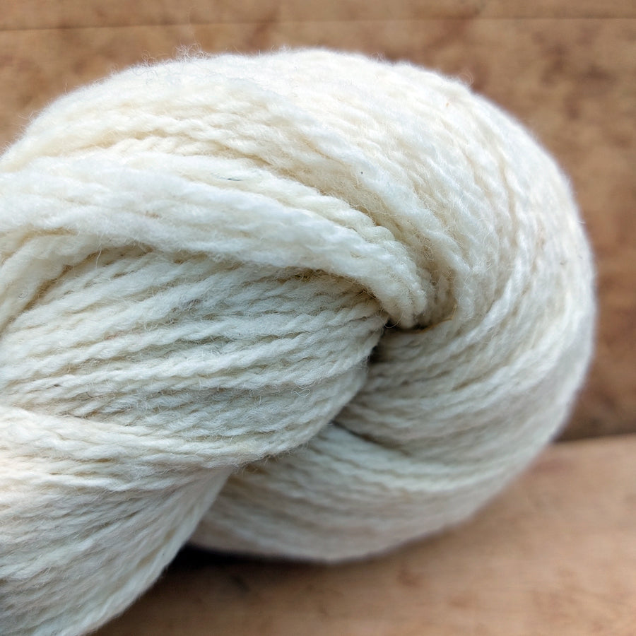 Finn Cross 100g skein (Batch 02): Cream