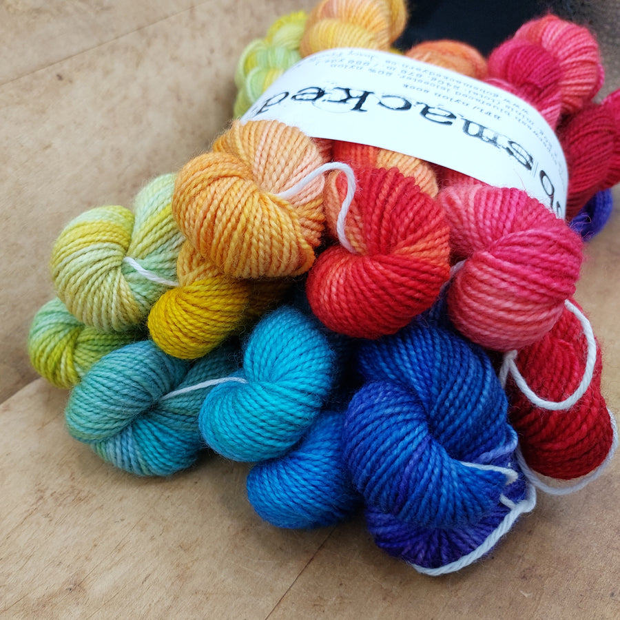 Mini skein set (12x20g BFL/ nylon): Juicy Fruits Are Gonna Move Ya