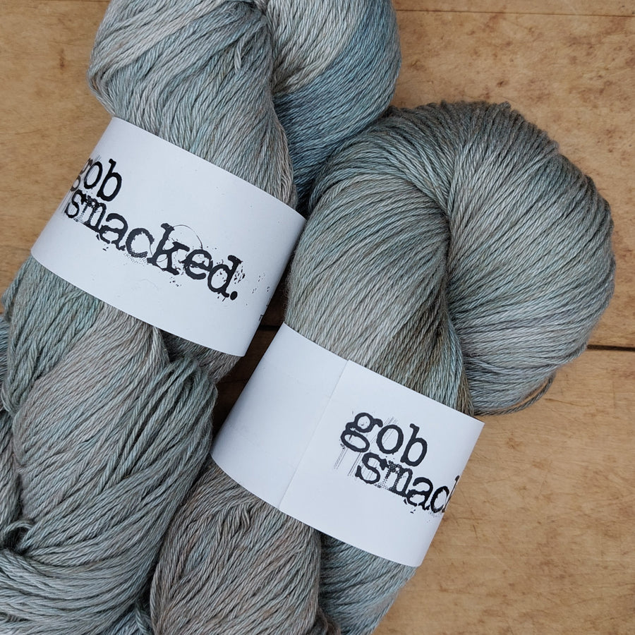 Silky linen sport skein: Clear As Mud