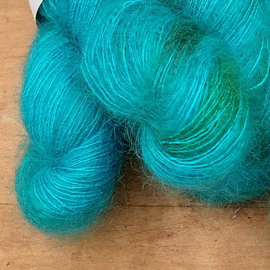 Fuzz skein: The Clever Ones