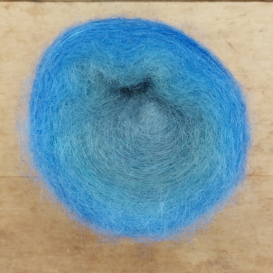 Fuzz gradient: The Colour of Water