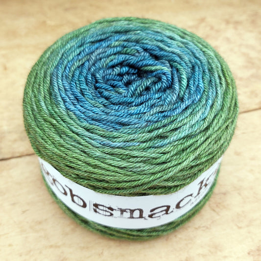 Silky Yak DK gradient: Full of Feeling