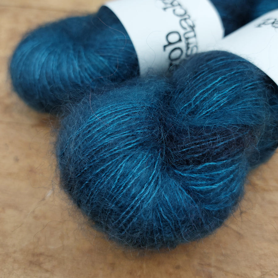 Fuzz skein: Gone Twice to Bed
