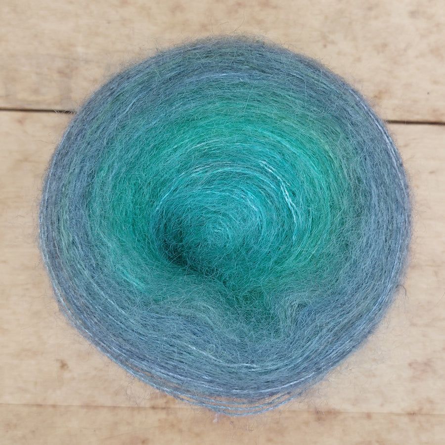 Fuzz gradient: On Those Green-Rolling Hills