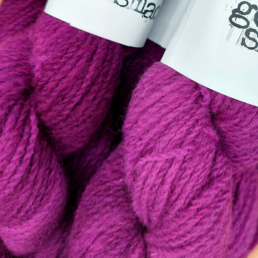 Manitoulin Island 25g skein: Screaming Orchids