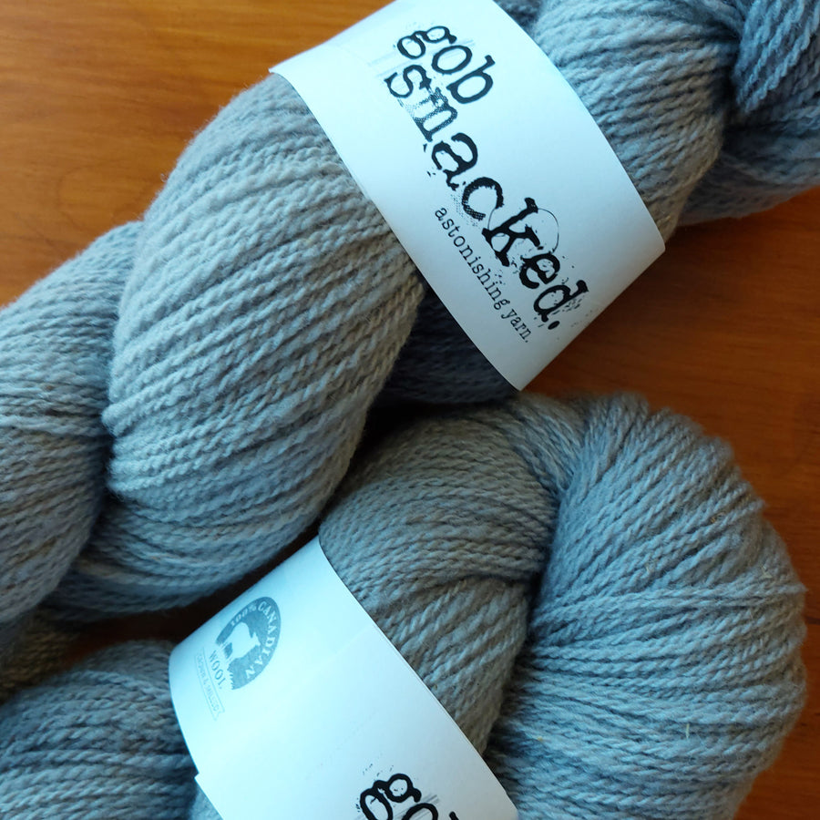 Finn Cross 100g skein (Batch 02): Smoke