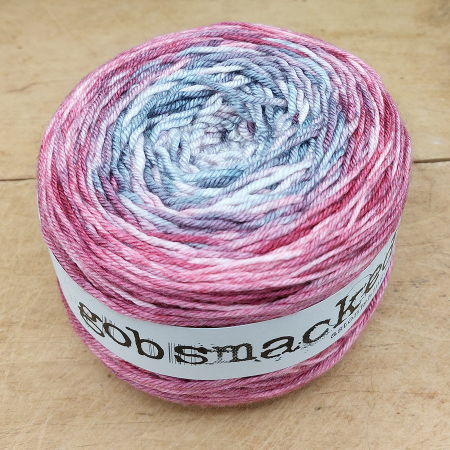 Merino/silk DK 200g gradient: The Sweetest Finch