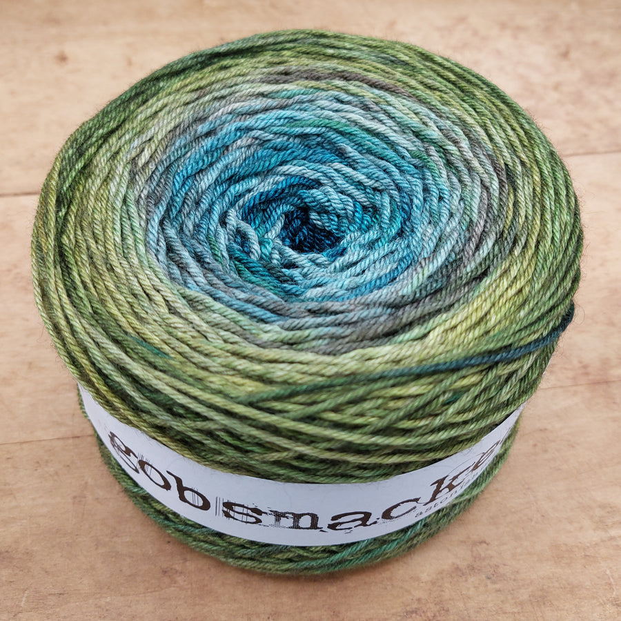 Silky Yak DK 200g gradient: These Creeks Come Flowing