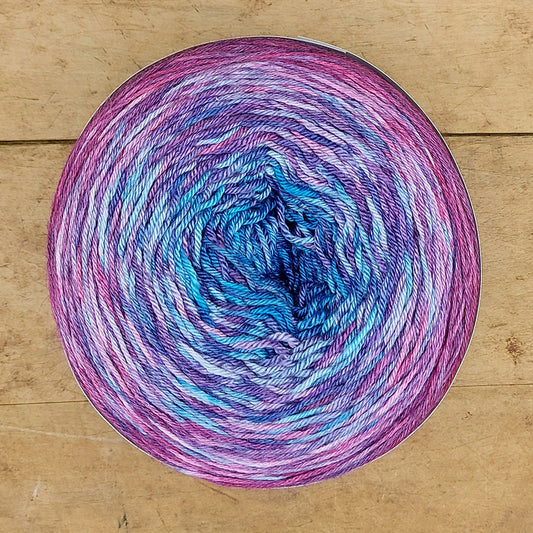 Merino/silk fingering 200g gradient: This Lavish Festooning