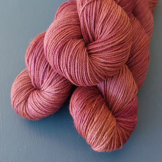 Sock yarn: Undercover Orchid