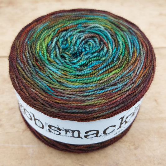 Merino fingering 100g gradient: Visiting the Snail's Home