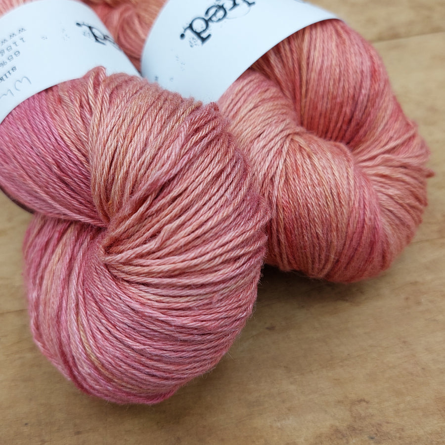 Silky linen sport skein: What a Peach!